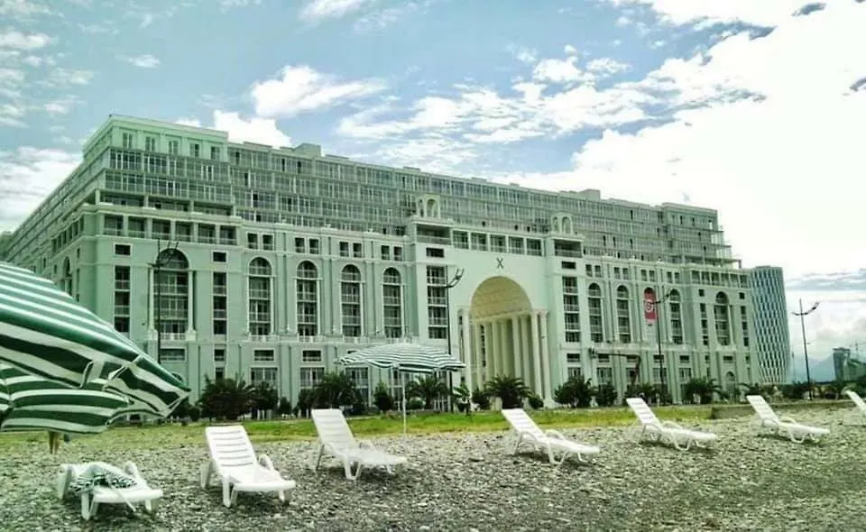 Magnolia Seaside Apartment Batumi